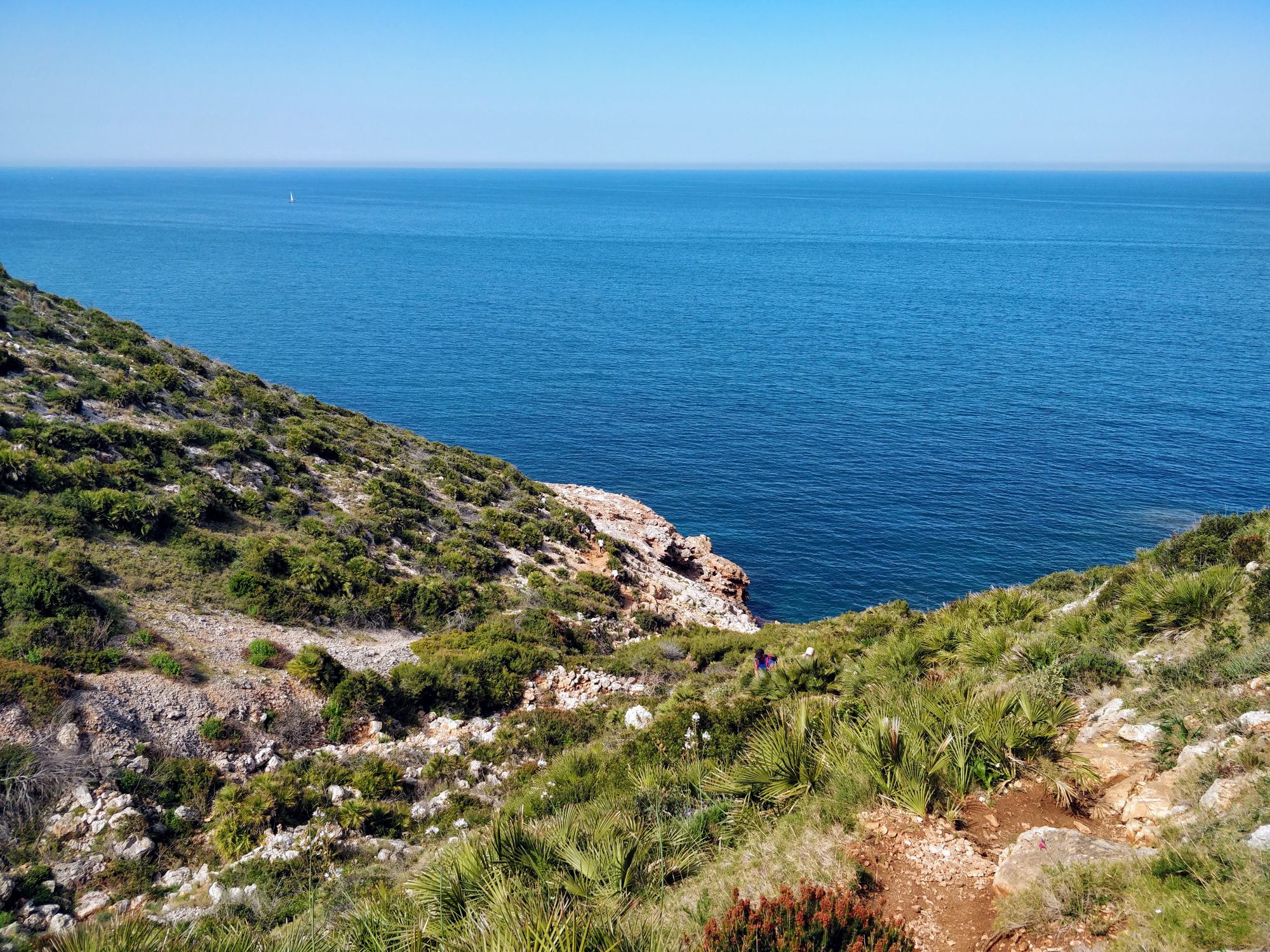 Cova Tallada - Peștera Sculptată de Marea Mediterană și de spanioli (Apr 2021)